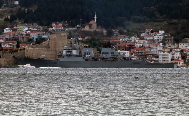 ABD askeri gemisi Çanakkale Boğazı'ndan geçti