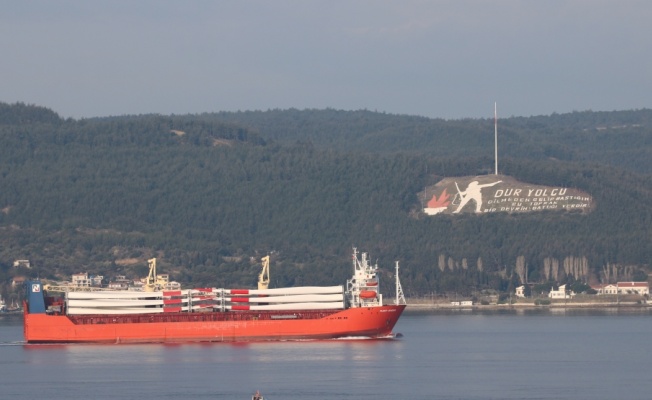 Çanakkale Boğazı transit gemi trafiğine tek yönlü kapatıldı