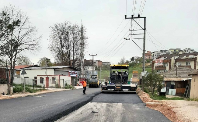 İzmit Solaklar yolunda asfalt mesaisi