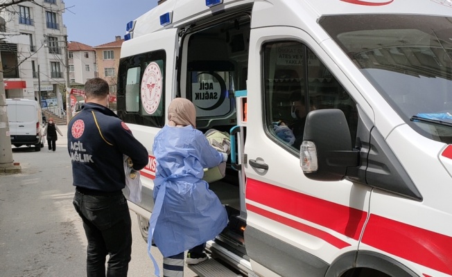 Kocaeli'de apartman önünde terk edilmiş bebek bulundu