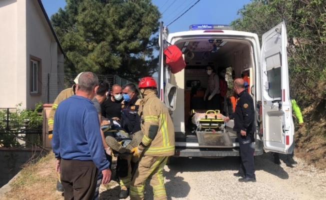 Gemlik'te traktörden düşen sürücü yaralandı