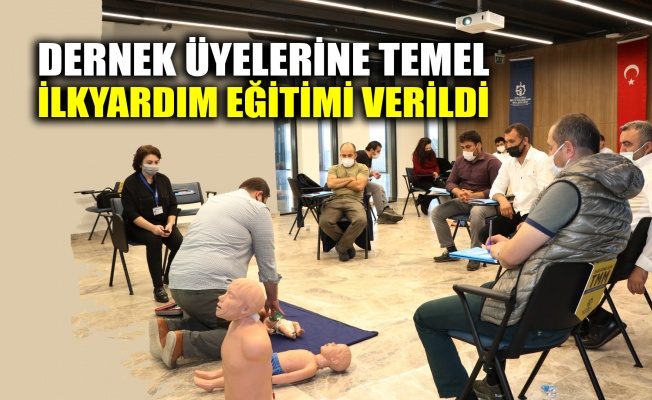 Dernek üyelerine Temel İlkyardım Eğitimi verildi