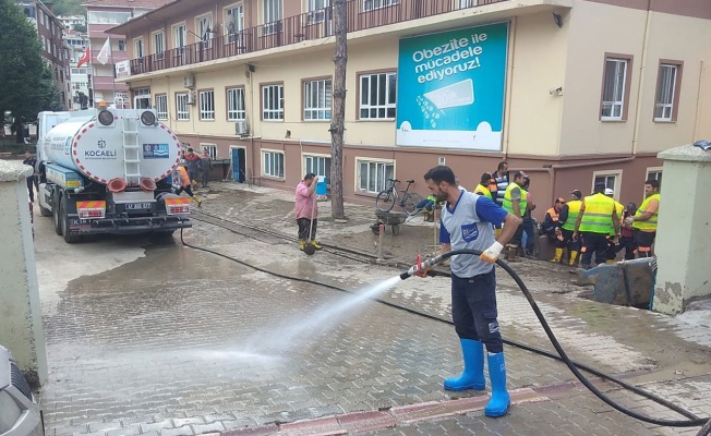 Kocaeli ekipleri sel bölgesi Bozkurt’ta