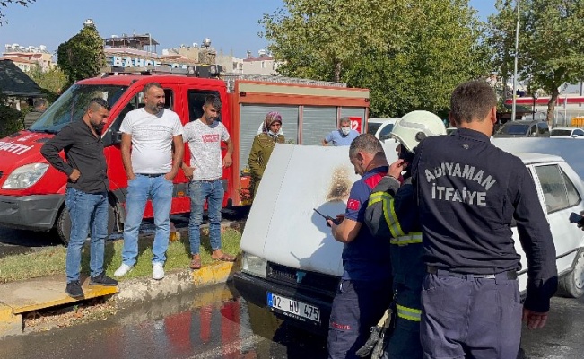 Adıyaman'da seyir halindeki otomobil alev aldı