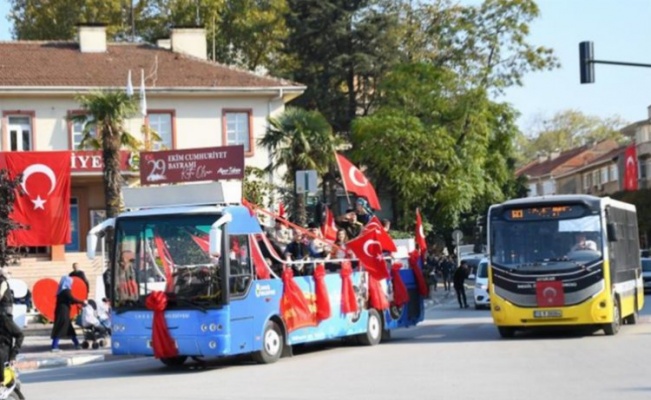 Bursa İnegöl'ü Cumhuriyet coşkusu sardı 