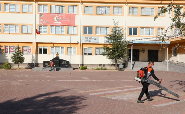 Kayseri Talas'tan okullara temizlik desteği