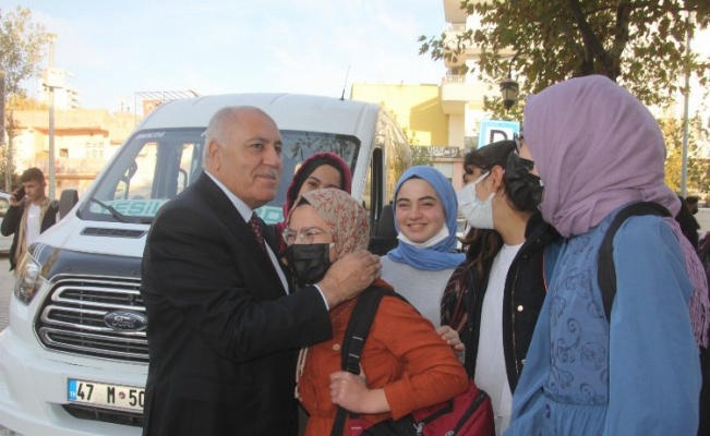 Mardin Yeşilli Belediye Başkanı Demir, kız çocuklarının okumasına dikkat çekti 