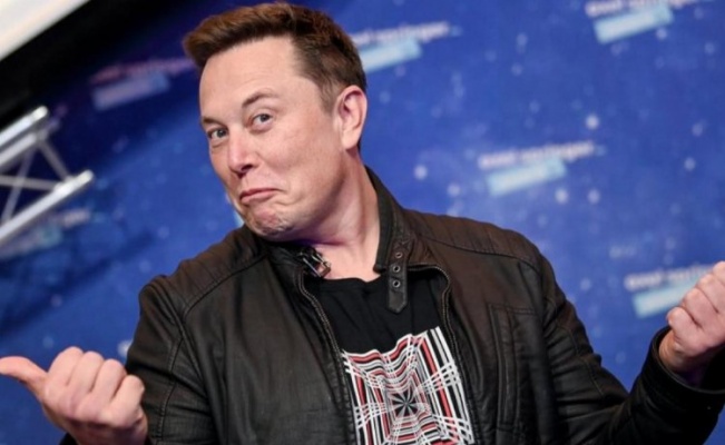 Milyarder Musk sordu: "Satayım mı, satmayayım mı?"