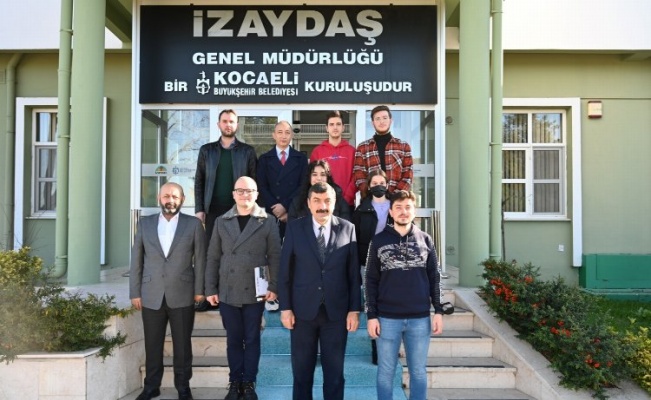 Kocaeli'nde öğrenciler İZAYDAŞ’taki akıllı şehircilik uygulamalarını inceledi