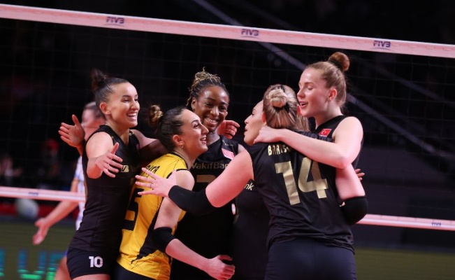 VakıfBank 2021 FIVB Dünya Kulüpler Şampiyonası'nı lider tamamladı 