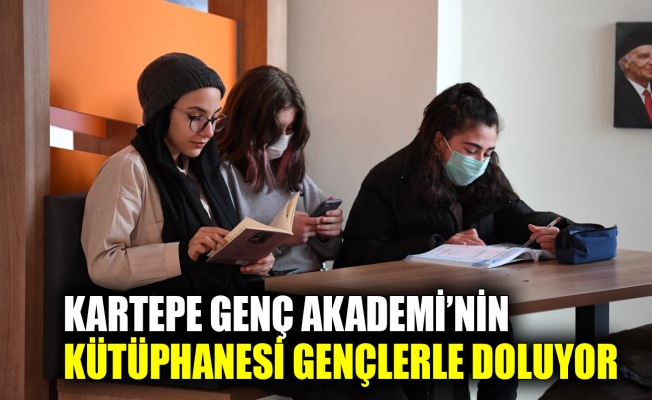 Kartepe Genç Akademi’nin kütüphanesi gençlerle doluyor