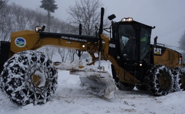 Sakarya'da 8 mahalle yolu ulaşıma açıldı