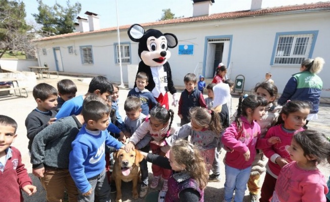 Gaziantep'teki miniklerin hayvan sevgisi 