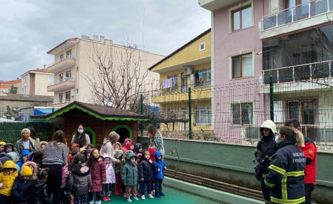 Kocaeli İtfaiyesinden her yaş grubuna yangın eğitimi