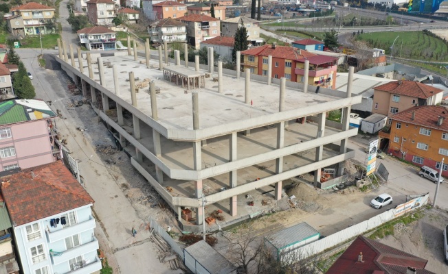 Dilovası’ndaki katlı otoparkta kaba inşaat bitti