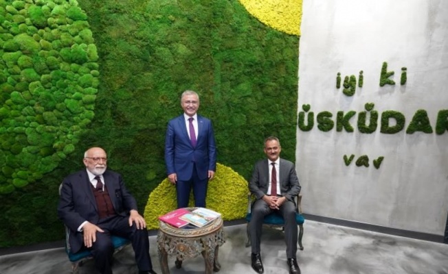 Üsküdar Belediyesi'nden gençlere hizmet 