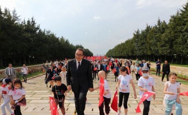 LÖSEV'den Anıtkabir çıkarması