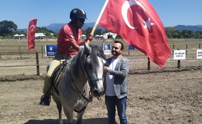 Bursa'da rahvan at yarışları nefes kesti