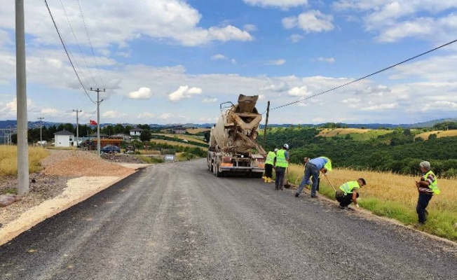 Körfez Kalburcu Köyüne beton yol