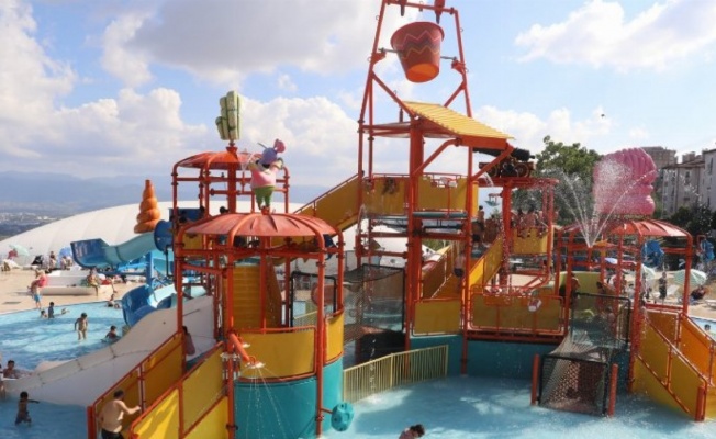 Kocaeli İzmit'te Aquapark'a hafta sonu yoğunluğu