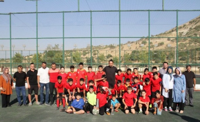 Mardin’de geleceğin futbol yıldızları yetişiyor