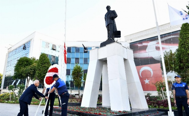 Antalya Muratpaşa'da hayat durdu