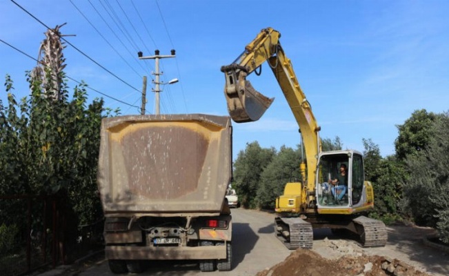 Antalya Serik Yukarıkocayatak'a yeni içme suyu hattı