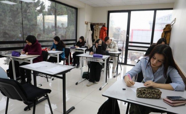 Gençler, Çınar Akademi ile geleceğe güvenle hazırlanıyorlar