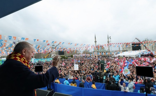 Cumhurbaşkanı Erdoğan’dan büyük mitingde “Kayseri” övgüsü