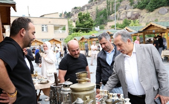 Kayseri Talas'ta Antika Pazarı heyecanı