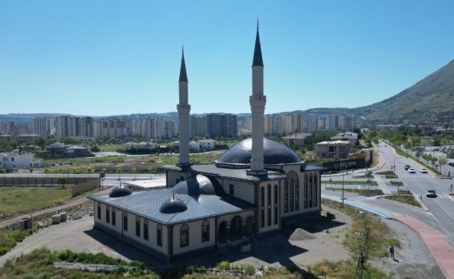 Melikgazi Belediyesi Ali Erkara Camii için son hazırlıkları tamamlıyor