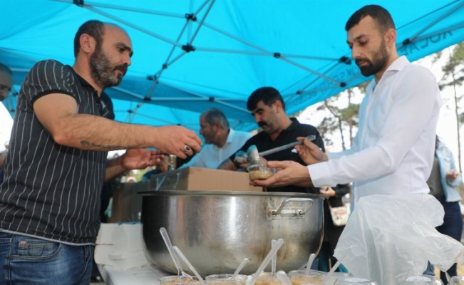 Kocaeli Büyükşehir 12 ilçede aşure dağıtacak