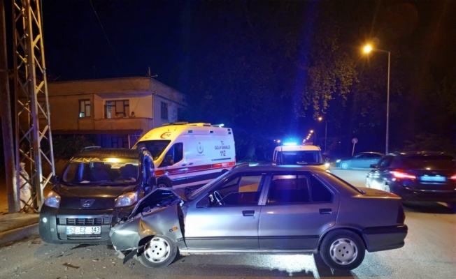 Çarşamba’da trafik kazasında 1 kişi yaralandı