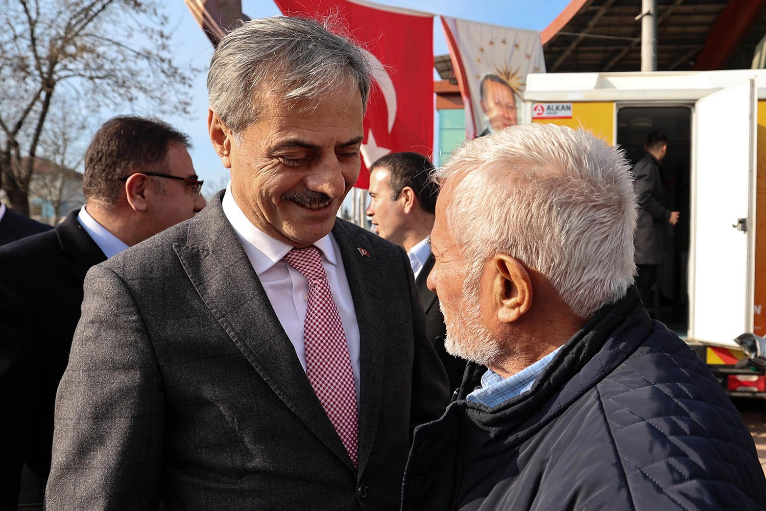 Başkan Alemdar Sakarya'da talepleri dinledi