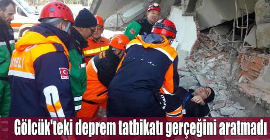 Gölcük'teki deprem tatbikatı gerçeğini aratmadı