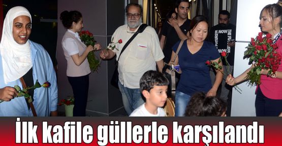   İlk kafile güllerle karşılandı