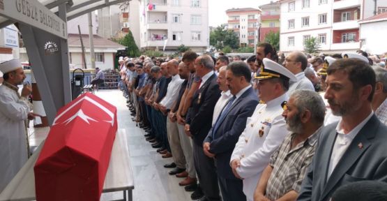 Kıbrıs gazisi, Gebze'de son yolculuğuna uğurlandı