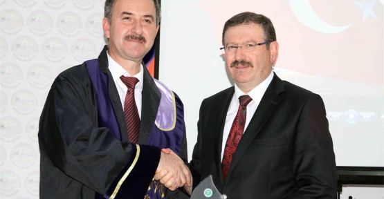  Kocaeli Üniversitesi Hereke MYO, İSU’ya plaket verdi