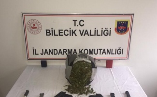 Bilecik'te 3,5 kilogram esrar ele geçirildi