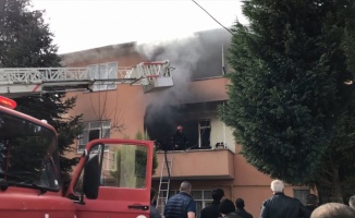 Sakarya'da yanan evde mahsur kalan çocuk öldü