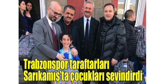 Trabzonspor taraftarları Sarıkamış'ta çocukları sevindirdi